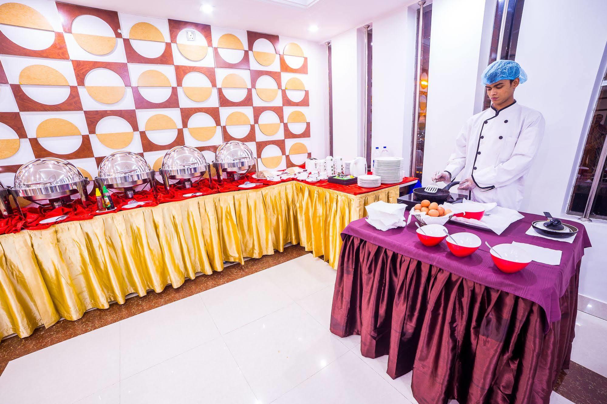 Nascent Gardenia Luxury Suites ダッカ エクステリア 写真